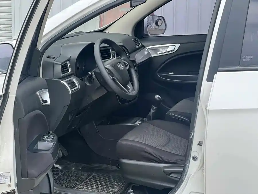 900x675_0_q87_c42_autohomecar__ChxpV2qTsiCARbncAAHDmWkspY4485.jpg.webp