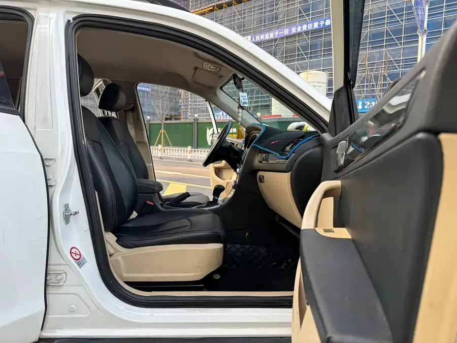 900x675_0_q87_c42_autohomecar__ChtpWGmr88KAHBoVAAimz3oYMJc767.jpg.webp