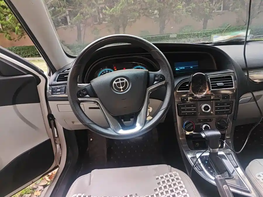 900x675_0_q87_c42_autohomecar__ChxpWGqHvKOAAoj6AAI-x12_ADM607.jpg.webp