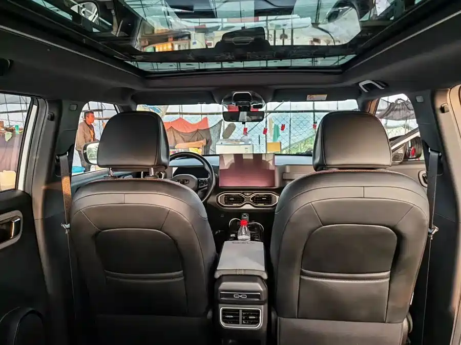 900x675_0_q87_c42_autohomecar__ChxpWGrLcfWAB7V8AAH7RpZSiuQ776.jpg.webp