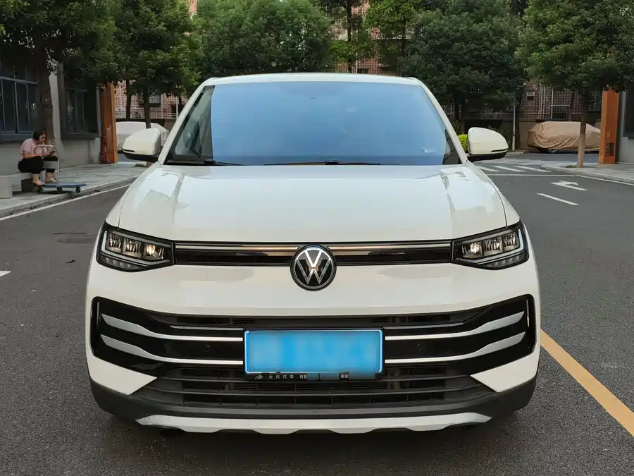 900x675_0_q87_c42_autohomecar__ChxpVmrOAneAX55NAAap5HkzKFM267.jpg.webp