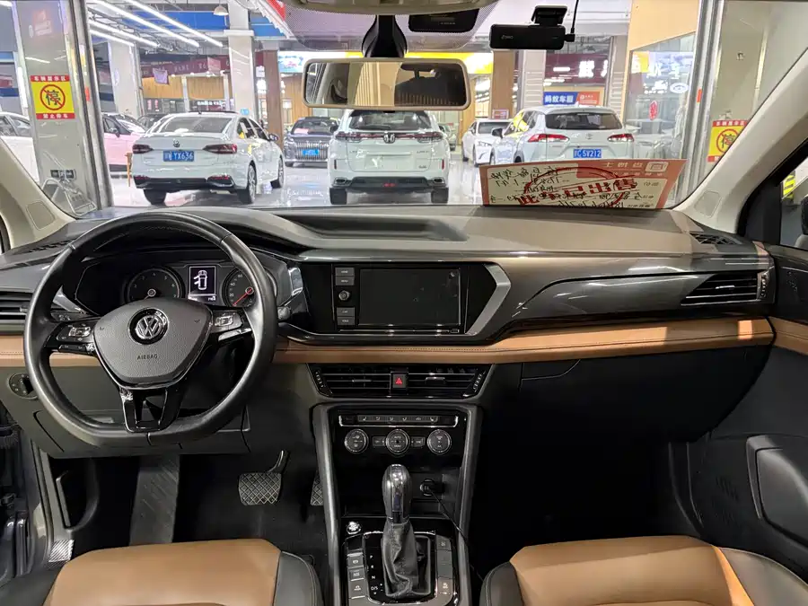 900x675_0_q87_c42_autohomecar__ChtpWGrVv8mAIsfyAAmjIetTltA650.jpg.webp