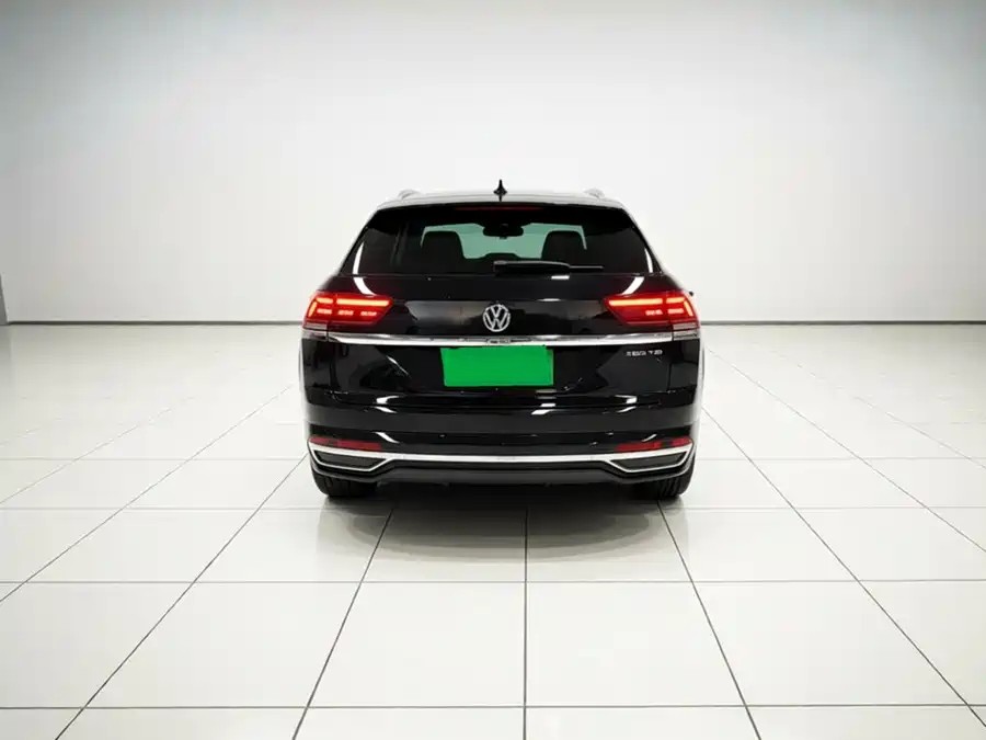 900x675_0_q87_c42_autohomecar__ChxpV2rJ28mAMtReAADtG01K8L0365.jpg