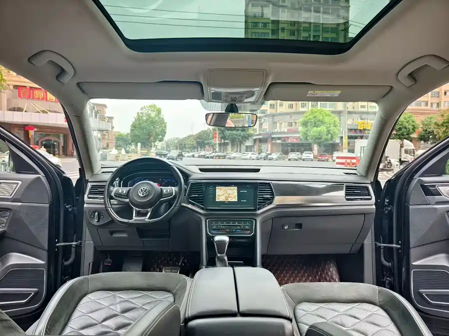 900x675_0_q87_c42_autohomecar__ChxpWGmupj2AQbm7AAOuPdXTrxA227.jpg.webp
