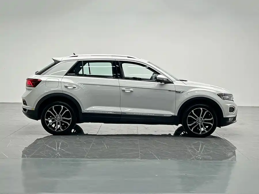 900x675_0_q87_c42_autohomecar__ChtpWGrNzq2ACrV8AAF4yloTh9w849.jpg.webp