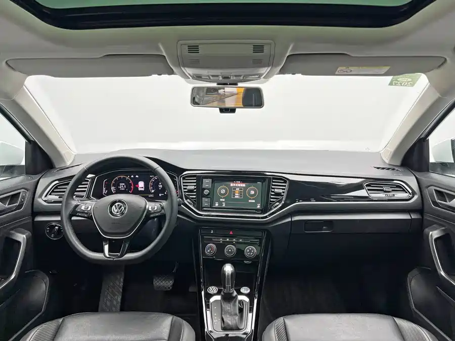 900x675_0_q87_c42_autohomecar__ChxpV2rNzqyAUikKAAHgdbEExUc493.jpg.webp