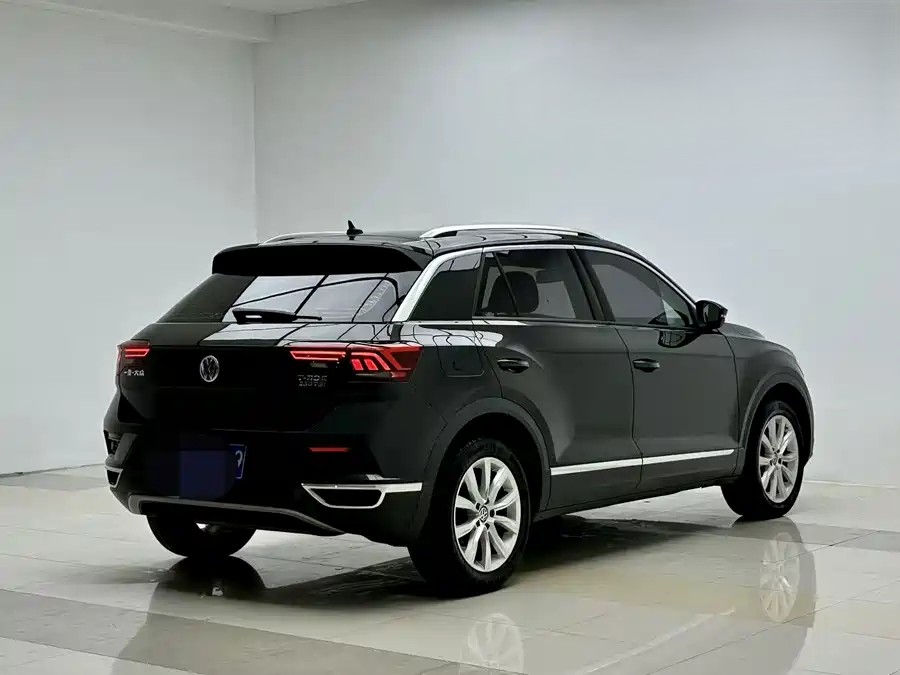 900x675_0_q87_c42_autohomecar__ChxpV2rQjq-AEatxAAKYzNi03Mg298.jpg