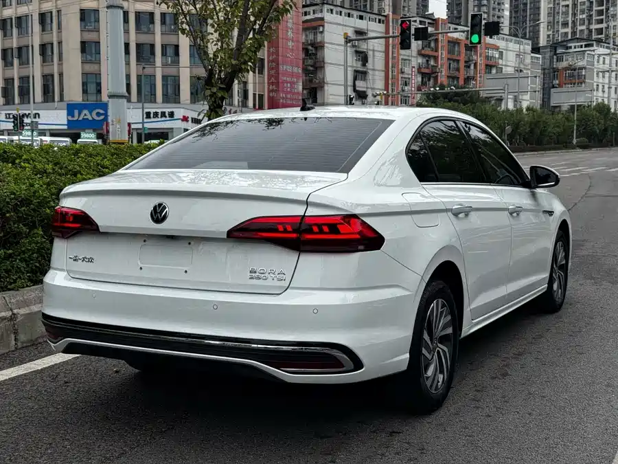 900x675_0_q87_c42_autohomecar__ChxpV2rYSyWAFZLLAARhla9KwYM606.jpg.webp