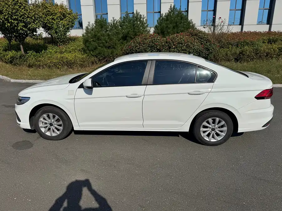 900x675_0_q87_c42_autohomecar__ChxpVmrJq8OAMq8sAA6SUfQVXXY421.jpg.webp