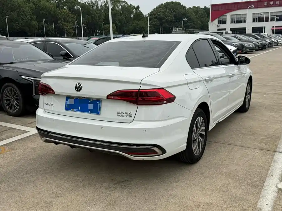 900x675_0_q87_c42_autohomecar__Chto52qznWOABHW3AAR93jiEjYM453.jpg.webp