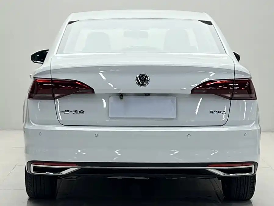 900x675_0_q87_c42_autohomecar__Chto52rRvouATUemAAD55zDcnyA064.jpg