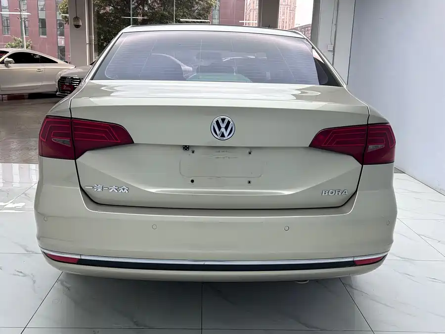 900x675_0_q87_c42_autohomecar__ChxpWGrJpRSACpB8AAb9FOZfWiU393.jpg.webp