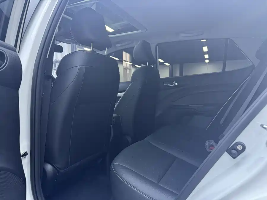 900x675_0_q87_c42_autohomecar__ChxpV2oO4DCAcExiAAMGYUYjhNo765.jpg.webp