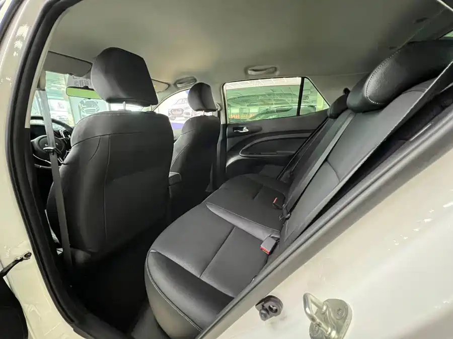 900x675_0_q87_c42_autohomecar__ChxpV2qZFxGAIvpTAAV41R-TGhE326.jpg.webp