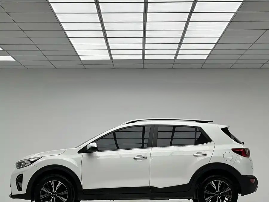 900x675_0_q87_c42_autohomecar__ChxpVWpXUCuAEe6EAAHpjj_raYc379.jpg
