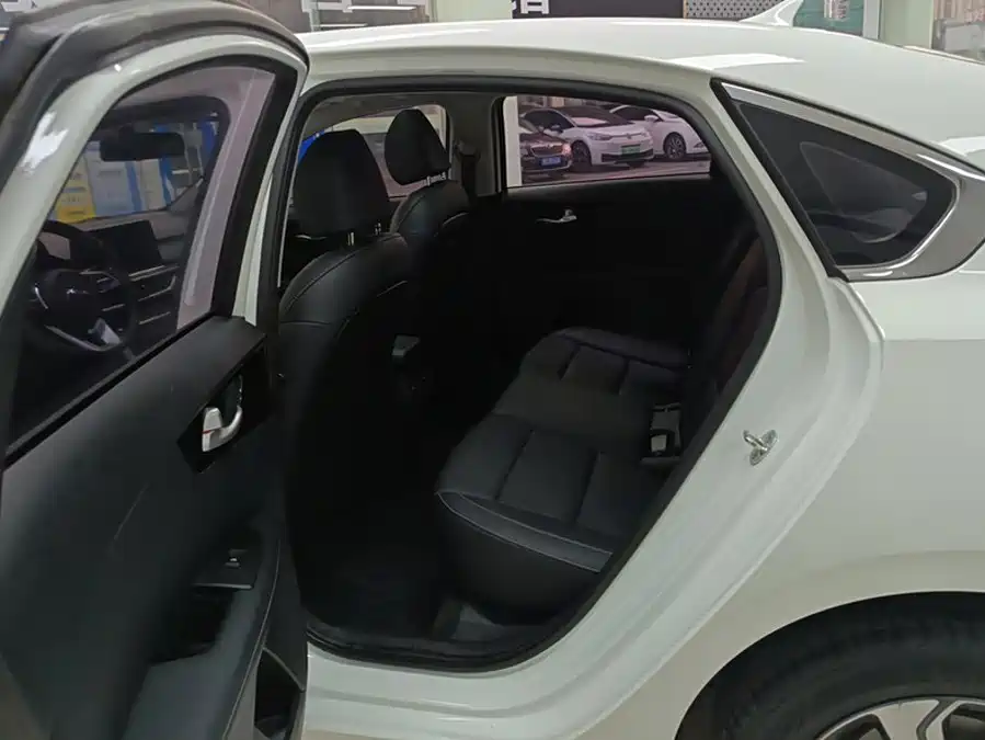 900x675_0_q87_c42_autohomecar__ChxpVWqz-D6AdnOkAAE3XlRsPKw939.jpg.webp