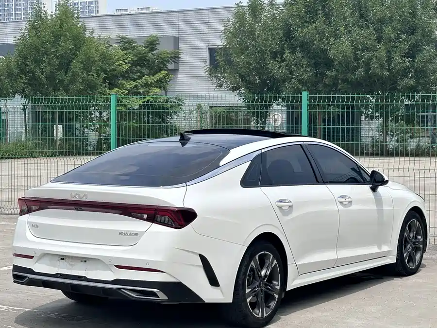 900x675_0_q87_c42_autohomecar__ChxpV2qKanWAG0NNAAisSl8pu2w925.jpg.webp