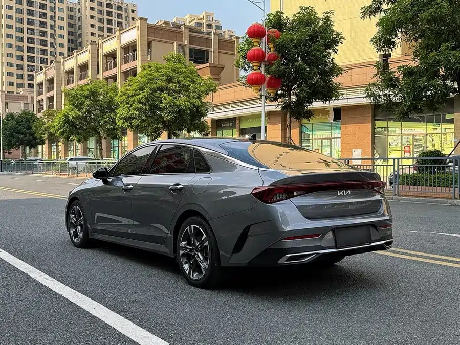 900x675_0_q87_c42_autohomecar__ChxpWGqvjkCAdZhCAAnh1E5MxU8746.jpg