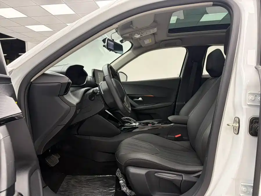 900x675_0_q87_c42_autohomecar__ChtpWGqLvpiAG1Q_AAGzyLRf5Ao590.jpg.webp