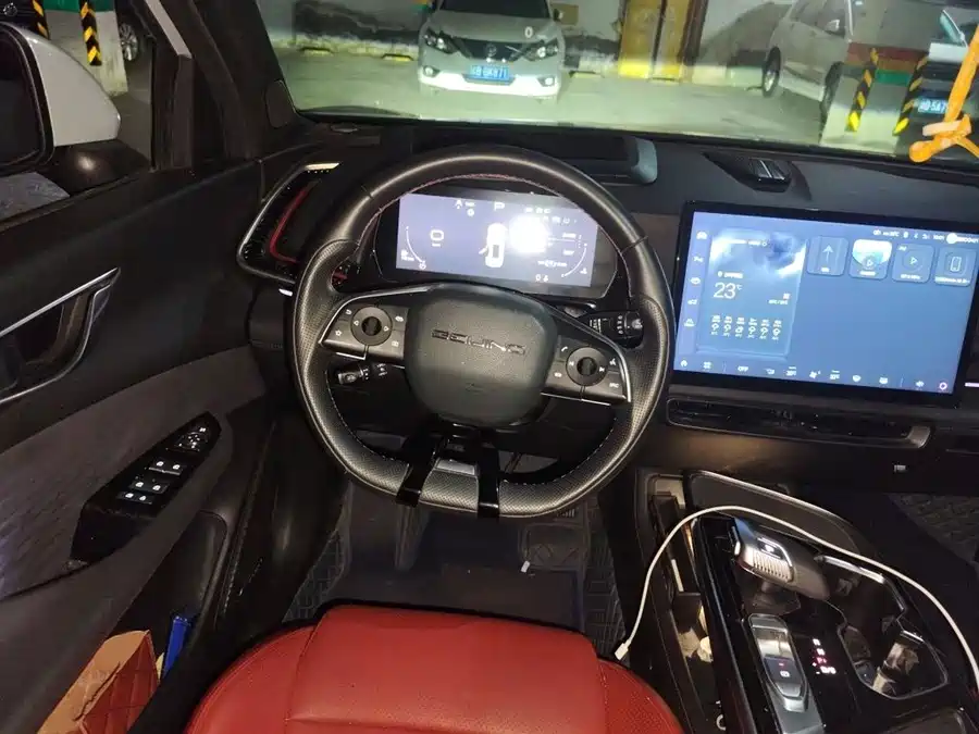 900x675_0_q87_c42_autohomecar__ChxpV2qAX6OAP0DmAAIb8559Q0c921.jpg.webp