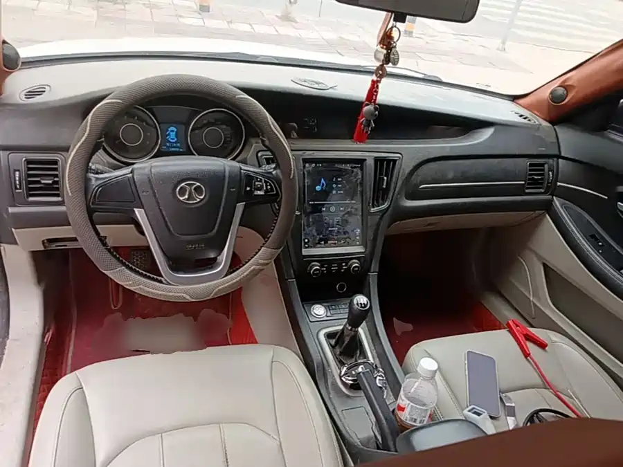 900x675_0_q87_c42_autohomecar__ChxpVmp29mKAT79yAAHty-pmrX4552.jpg.webp