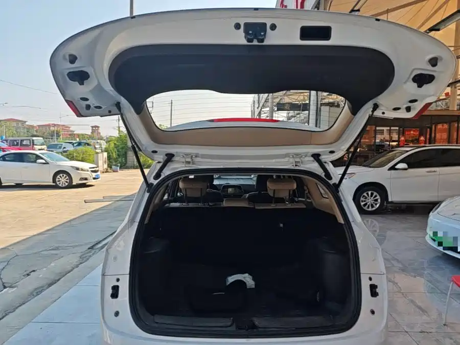 900x675_0_q87_c42_autohomecar__Chto52qPp4GAKGasAAHNnzONPh8397.jpg.webp