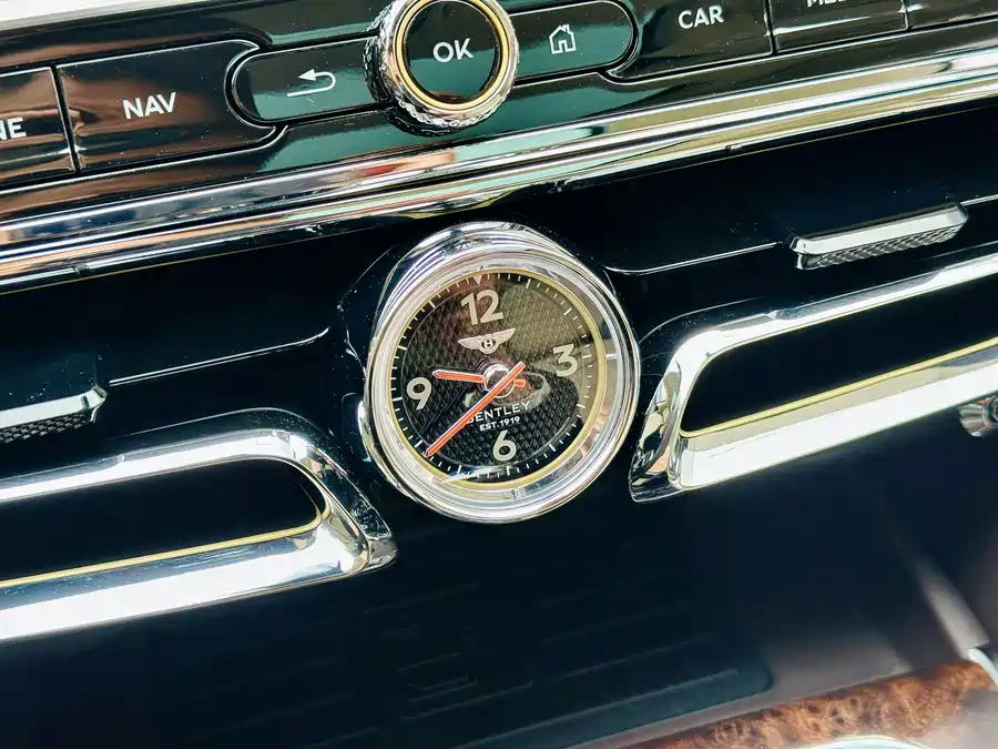 900x675_0_q87_c42_autohomecar__ChxpWGpjE2-AVm_0AAc0er053r4475.jpg.webp