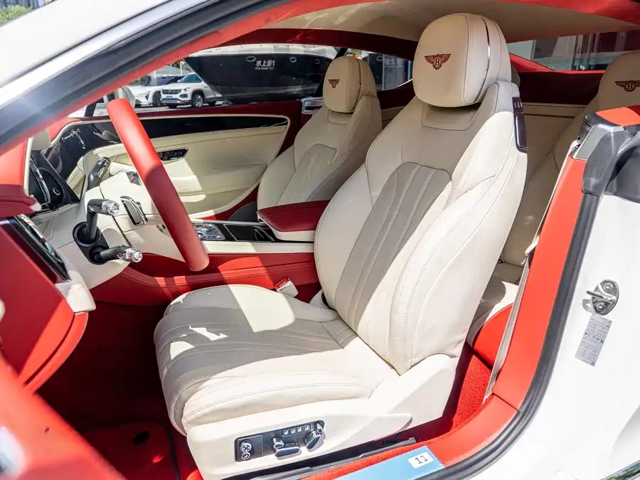 900x675_0_q87_c42_autohomecar__Chto52pgHM-ALyozAAlyd-DRDuw907.jpg