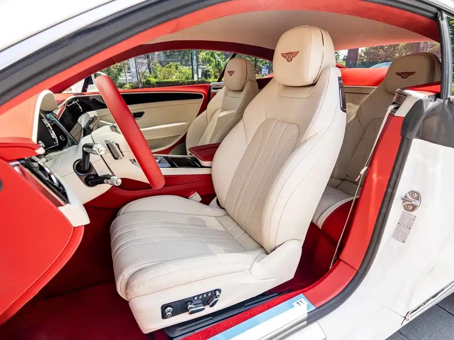 900x675_0_q87_c42_autohomecar__ChxpV2pgHMuAOyYZAAqAtXblaV8411.jpg