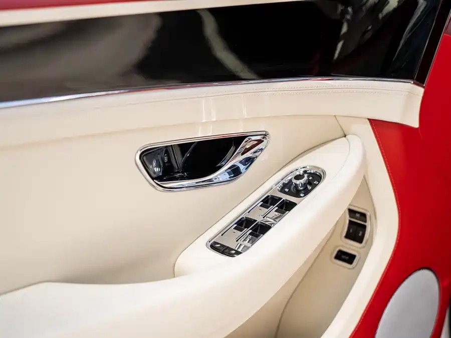 900x675_0_q87_c42_autohomecar__ChxpWGpgHM6AFv8bAAWMwtksUlE709.jpg