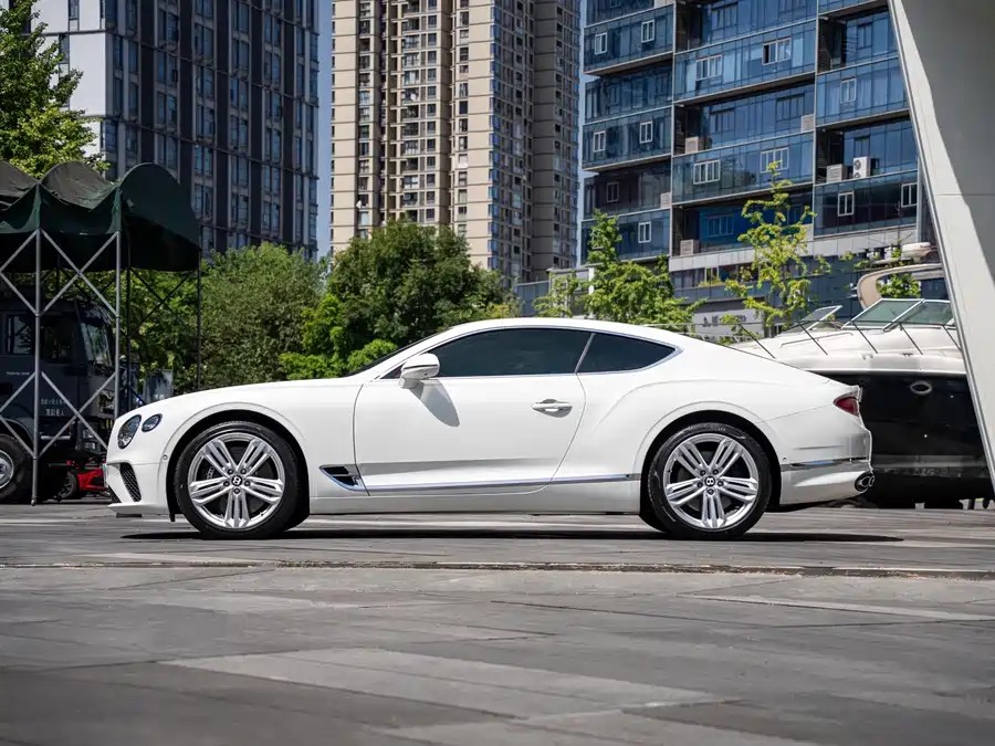 900x675_0_q87_c42_autohomecar__ChxpWGpgHMWANc7GAAtxGwXV5eA993.jpg