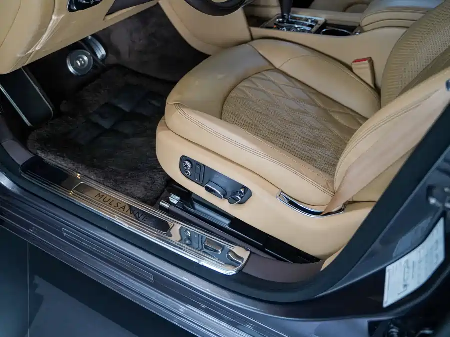 900x675_0_q87_c42_autohomecar__ChxpVWnkeCGAWHNJAAlH5pIsaFo782.jpg.webp