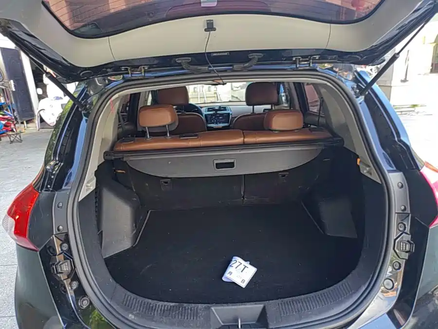 900x675_0_q87_c42_autohomecar__ChxpWGqdIp2AQ886AAIJJyRfd9A129.jpg.webp
