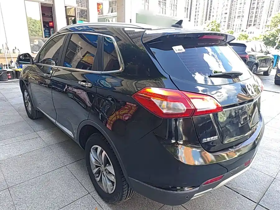 900x675_0_q87_c42_autohomecar__ChxpWGqdIpuAKkv9AAKy7O-KahI516.jpg.webp