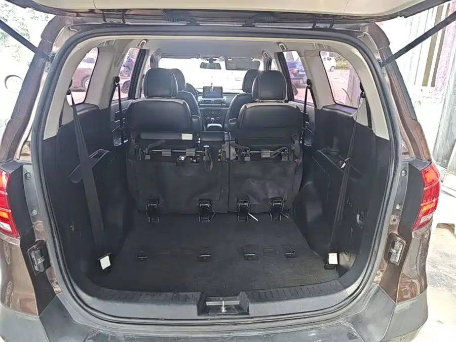 900x675_0_q87_c42_autohomecar__ChtpWGqCaCWAdpzBAAIR5sXDYvI784.jpg.webp