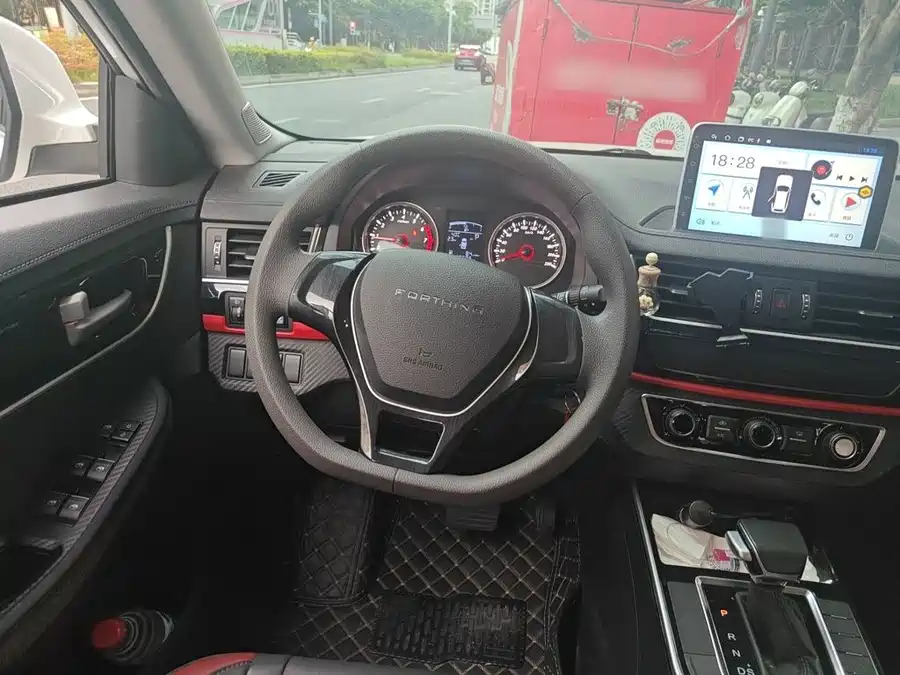 900x675_0_q87_c42_autohomecar__Chto52qeL0CADNFFAAI8RBhUKjA080.jpg.webp