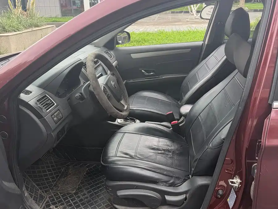 900x675_0_q87_c42_autohomecar__ChxpV2qBpxOAN8ykAAu7pfsj4GA751.jpg.webp