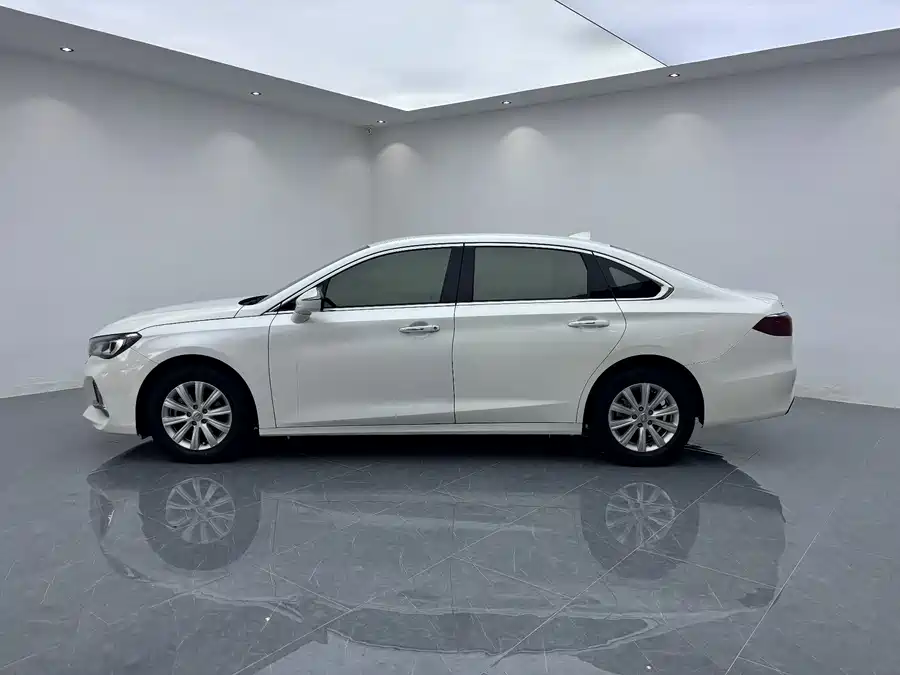 900x675_0_q87_c42_autohomecar__ChxpVWqMUtWAT43QAANytZNxz6Y182.jpg.webp