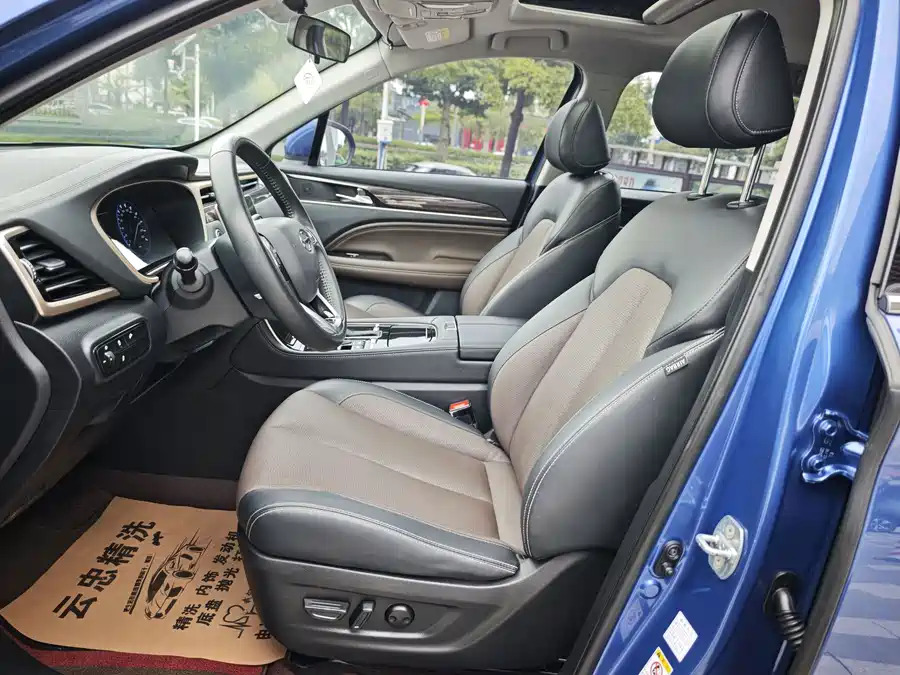 900x675_0_q87_c42_autohomecar__ChxpV2qKU8CAZTkcAAZ_pWy4smw815.jpg.webp