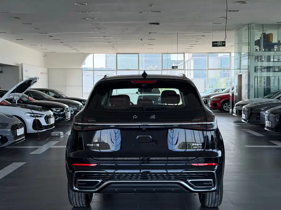 900x675_0_q87_c42_autohomecar__ChxpV2ozlJKAcD2NAAmxkoxUCm0513.jpg.webp