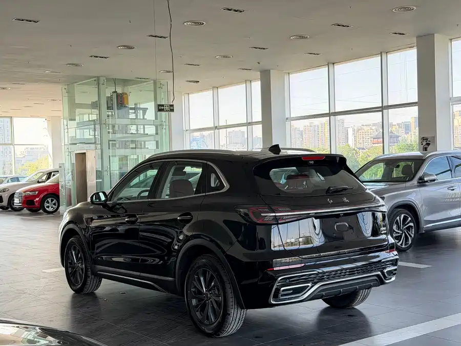 900x675_0_q87_c42_autohomecar__ChxpWGozlJKAGGwJAAk3FBQM5yI678.jpg.webp