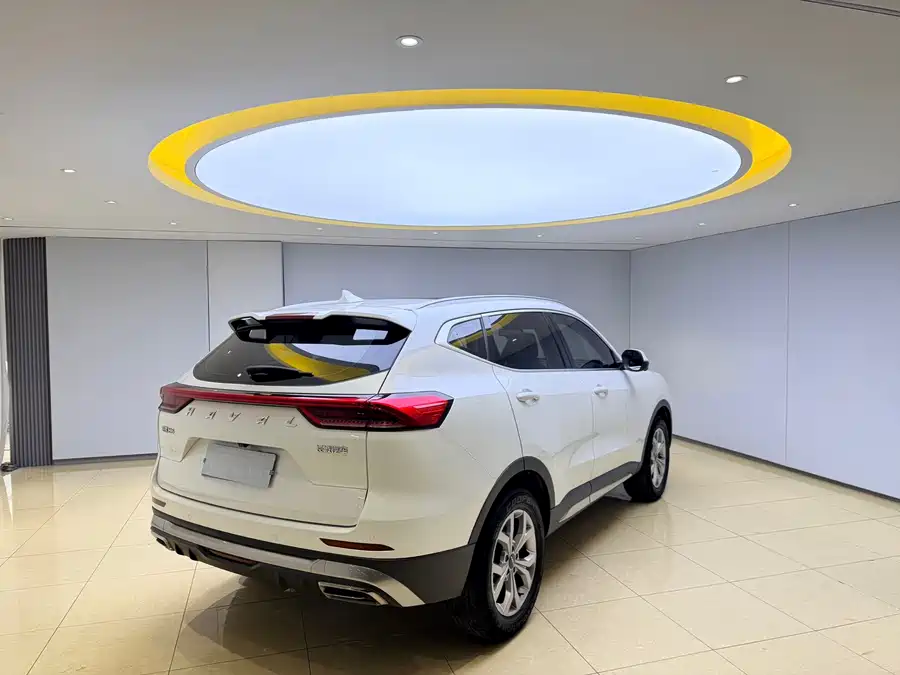 900x675_0_q87_c42_autohomecar__ChxpVmqeZv6AZg6IAAWrrBPF9KM125.jpg.webp
