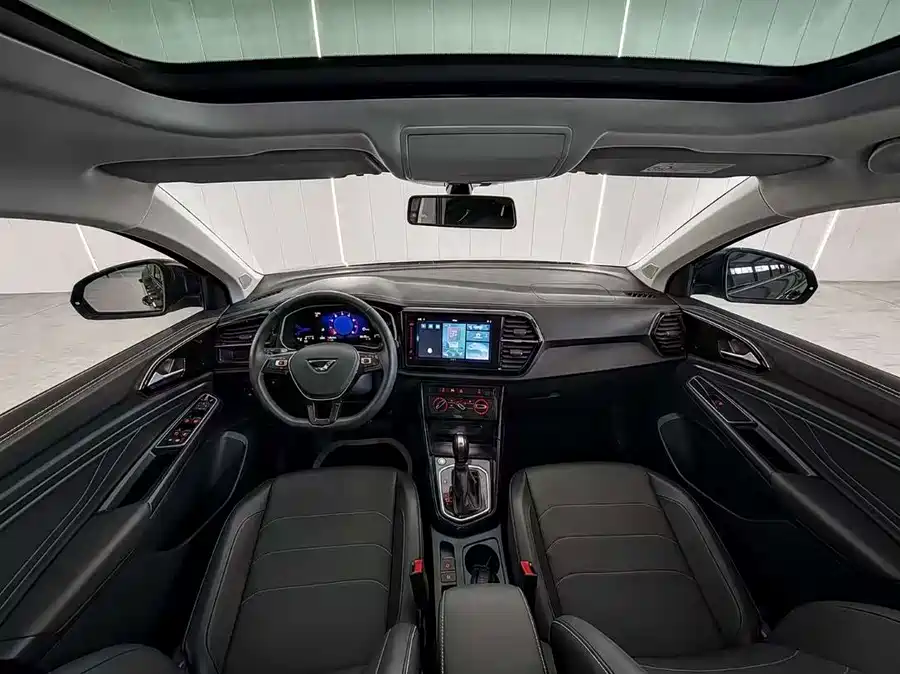 900x675_0_q87_c42_autohomecar__ChtpWGphjyKAbDieAAHZmtecI5Y781.jpg.webp