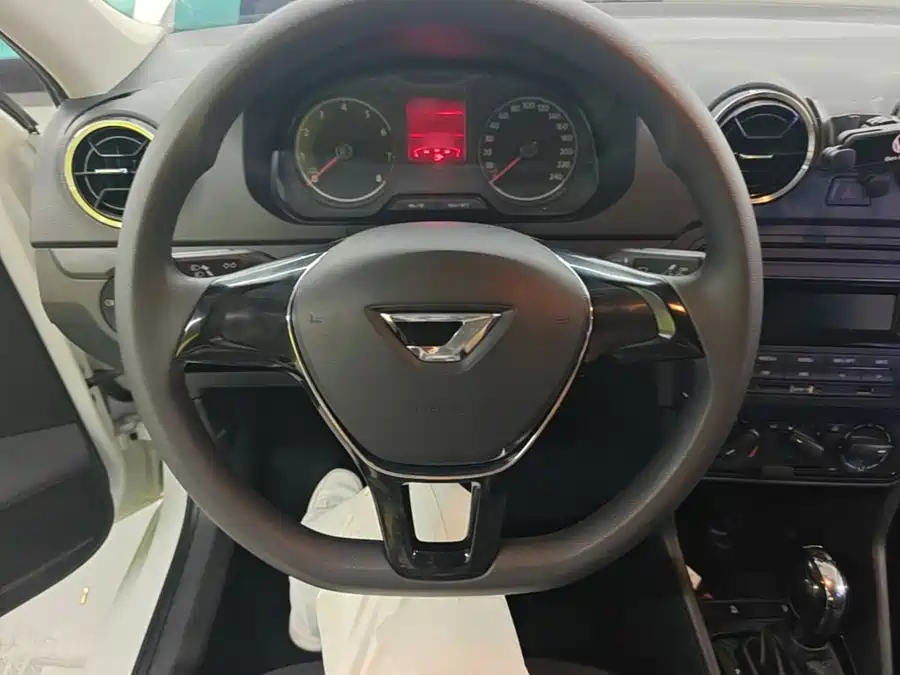 900x675_0_q87_c42_autohomecar__ChxpV2qCetSAXHDKAAF6WkQ5-M0264.jpg.webp
