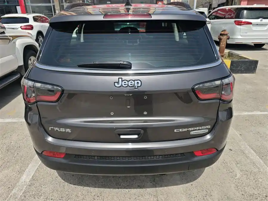 900x675_0_q87_c42_autohomecar__ChxpV2nnGQGAL64iAAIsnEbCHn4643.jpg.webp
