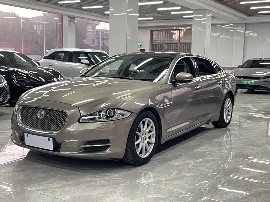 900x675_0_q87_c42_autohomecar__ChtpWGmIWneAaxa8AAn0W0PHBtU238.jpg.webp