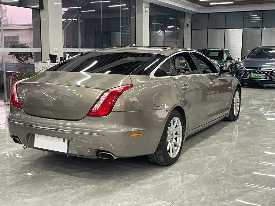 900x675_0_q87_c42_autohomecar__ChxpWGmIWnmAK7yNAAr4nHeiSk8456.jpg.webp