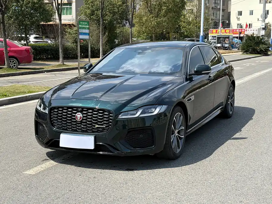 900x675_0_q87_c42_autohomecar__ChtpWGnvCuOAK3l9AA-LKRxJg0E585.jpg.webp