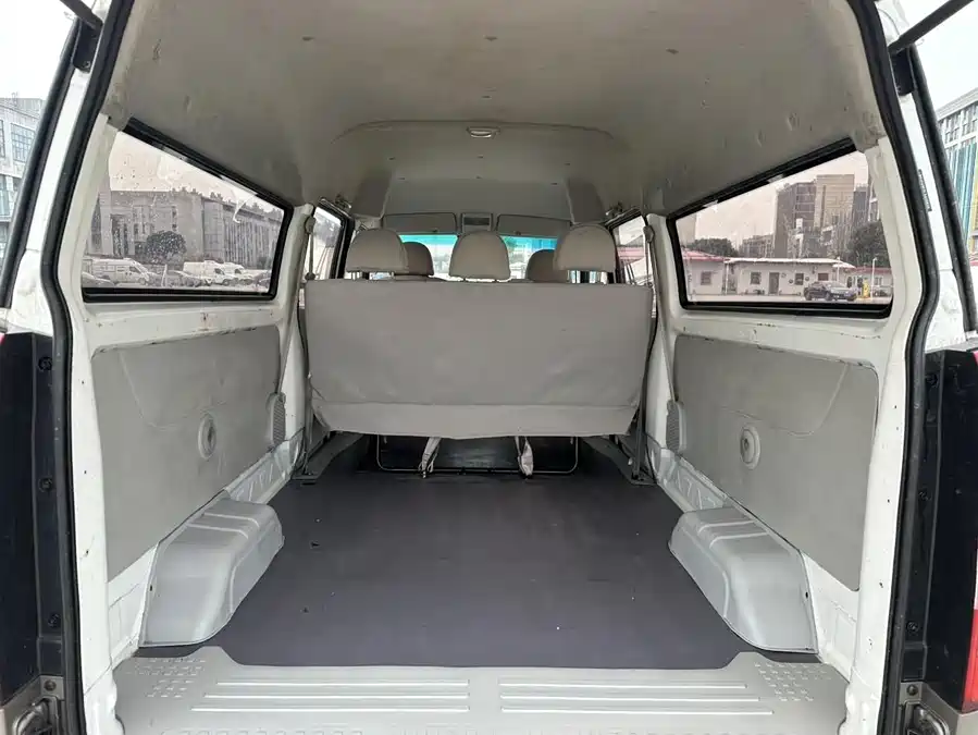 900x675_0_q87_c42_autohomecar__ChxpVWnxdGmAZTtPAAHEMwUr6lQ874.jpg.webp