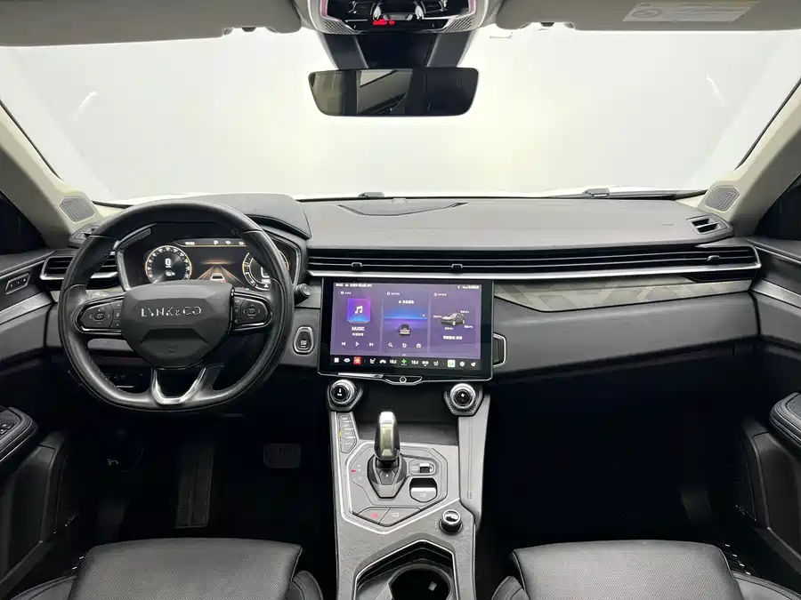 900x675_0_q87_c42_autohomecar__ChxpV2qXk-SAKDupAAU8FJ56Mcg454.jpg.webp